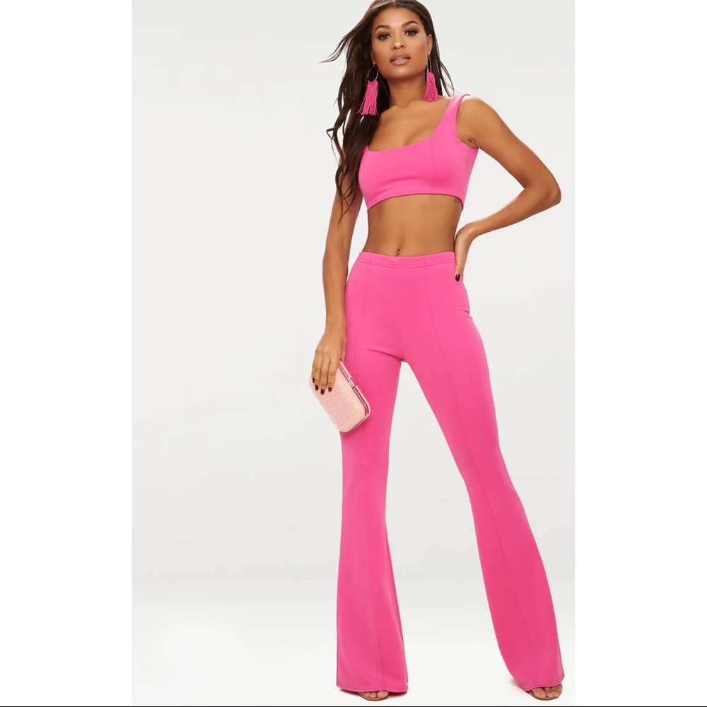 PrettyLittleThing Fuschia Crop Top/Flare/ outfit